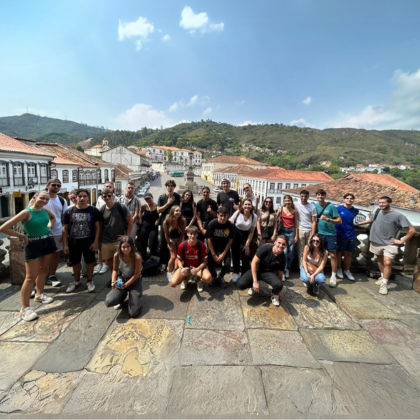 Estudantes conhecem de perto a história do Brasil Estudantes conhecem de perto a história do Brasil